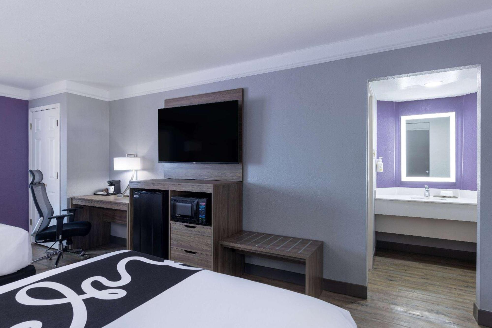 La Quinta By Wyndham Kansas City 3*